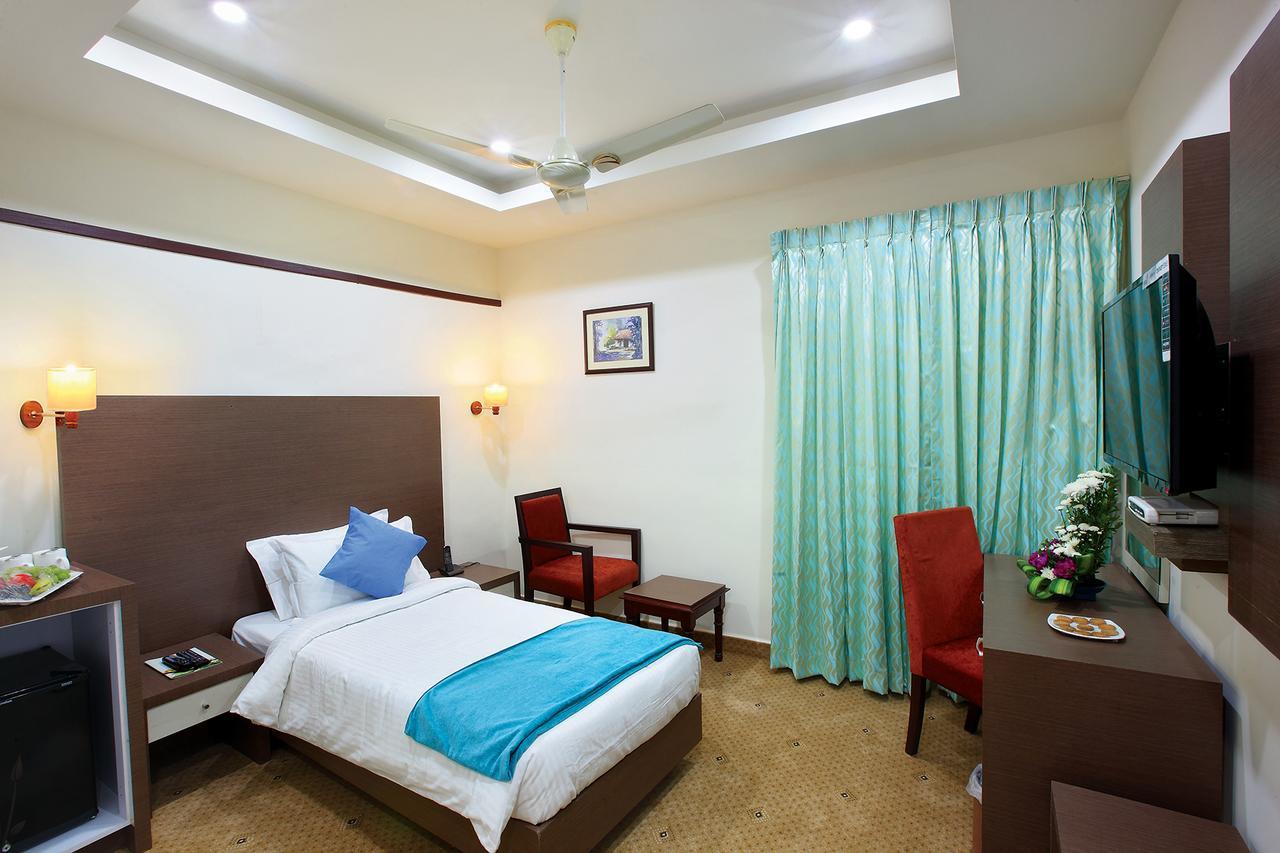 Joyees Residency Hotel Kottayam Exterior photo